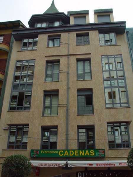 Edificio Nueve de Mayo oficinas de Promotora Cadenas